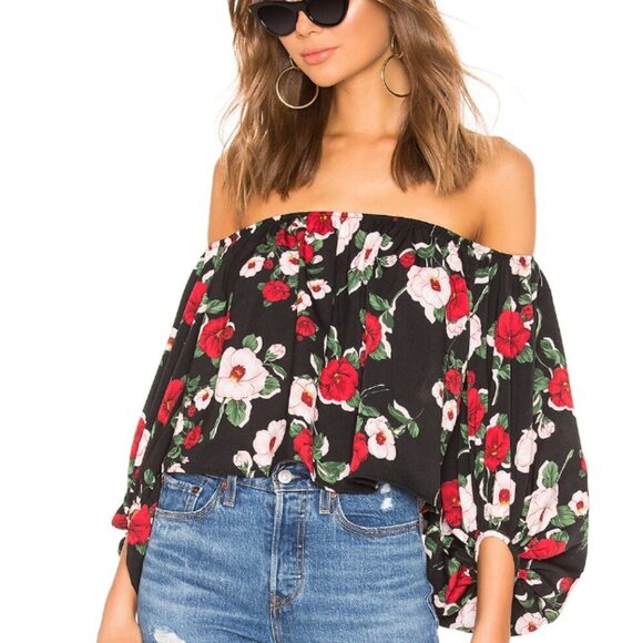 by the way. Tops - NWOT by the way. Shelia Off Shoulder Top in black floral size large